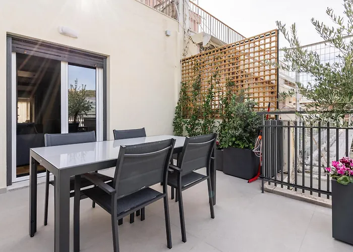 Athena Blue Lux Penthouse 2Br 2Ba With Skyline Terrace, Near Kolonaki