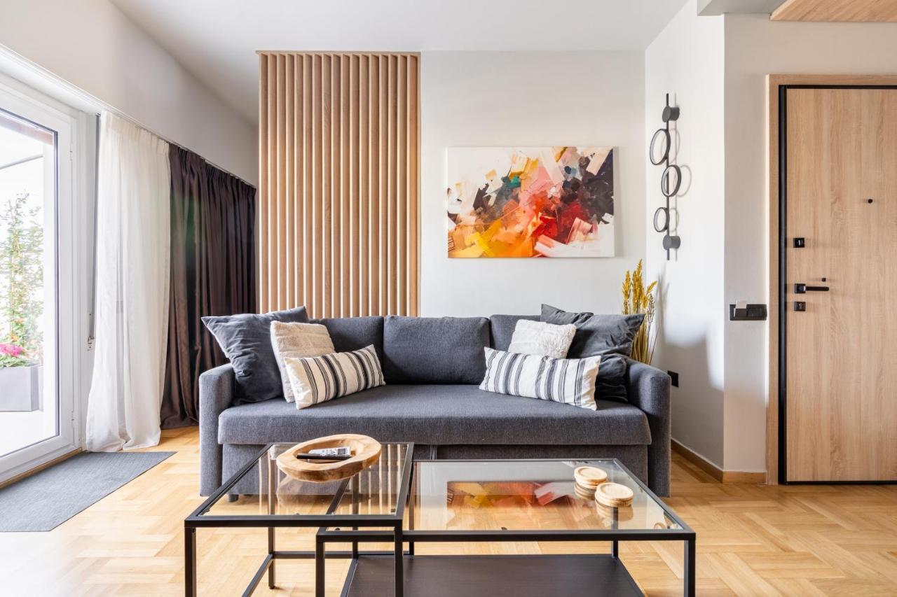 Blue Lux Penthouse 2br 2ba With Skyline Terrace, Near Kolonaki Athens