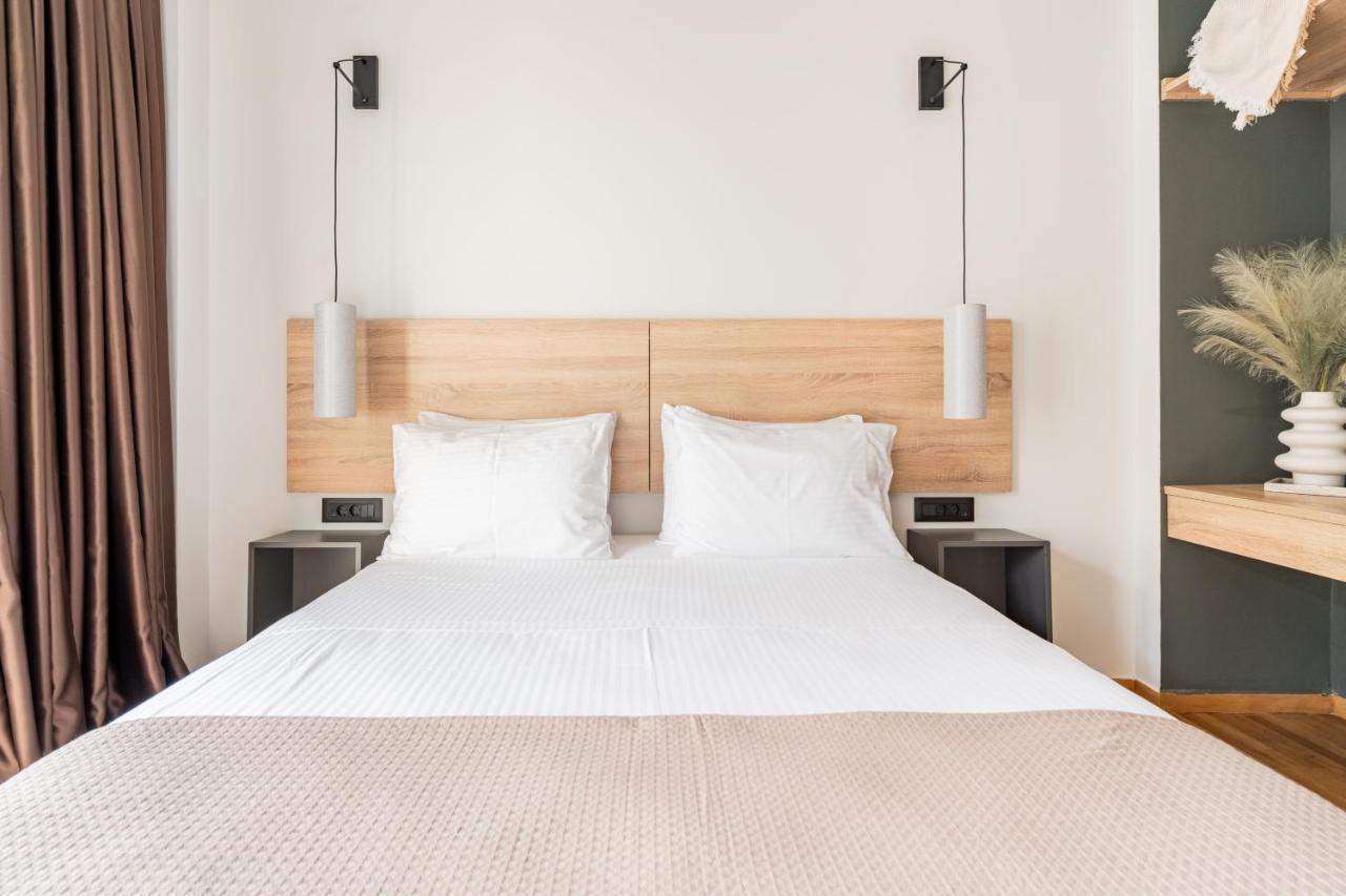Blue Lux Penthouse 2br 2ba With Skyline Terrace, Near Kolonaki Athens