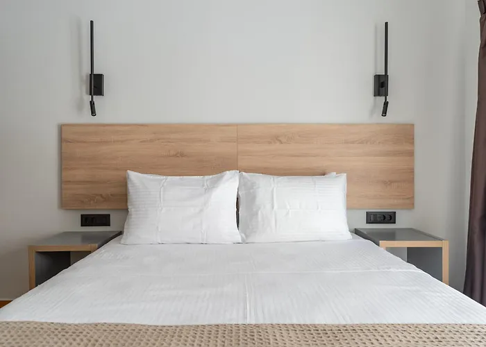 Athena Blue Lux Apartments 2Br 2Ba With City Skyline View, Near Kolonaki
