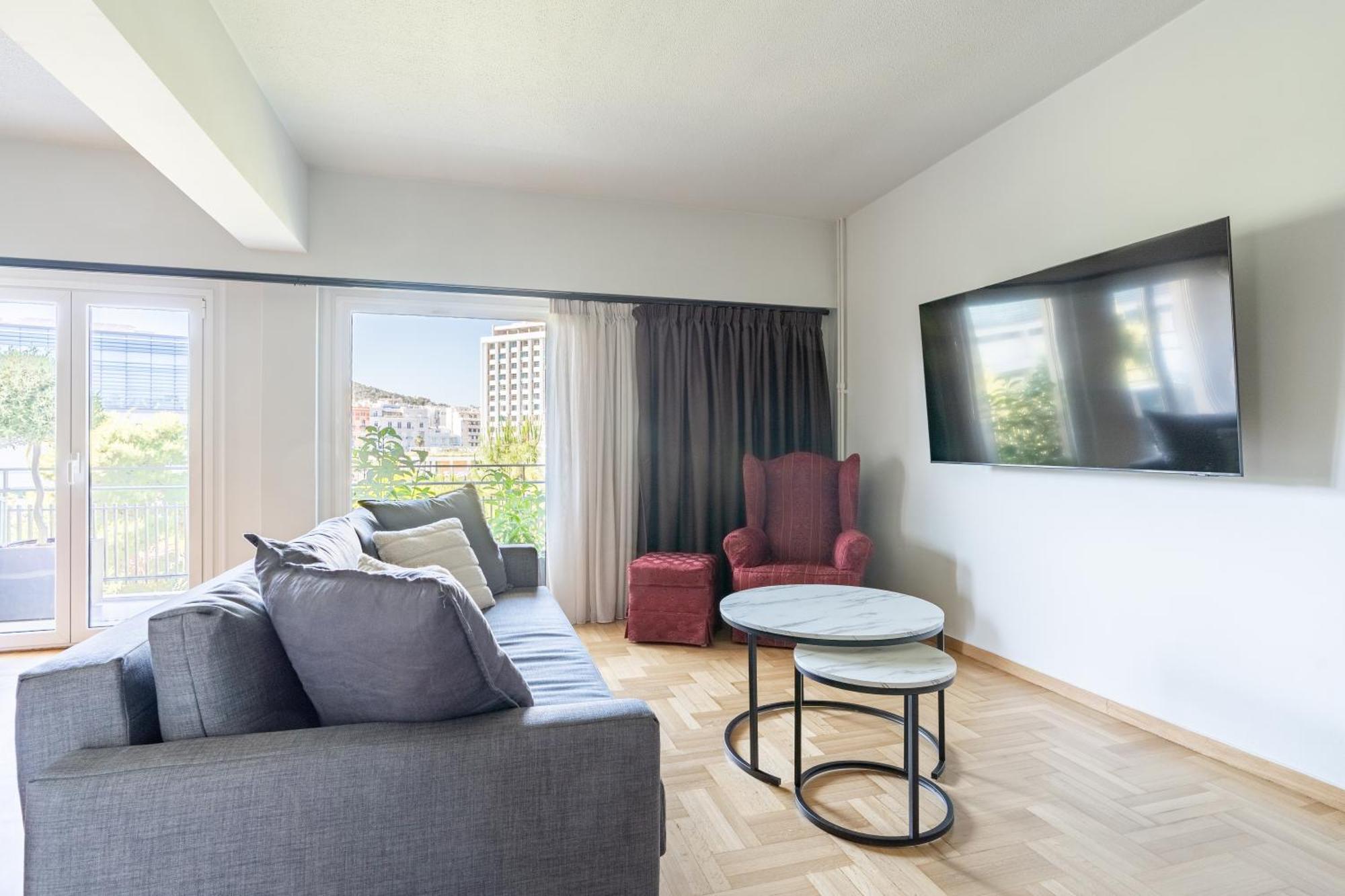 Blue Lux 2br 2ba With Skyline View, Near Kolonaki Apartamento