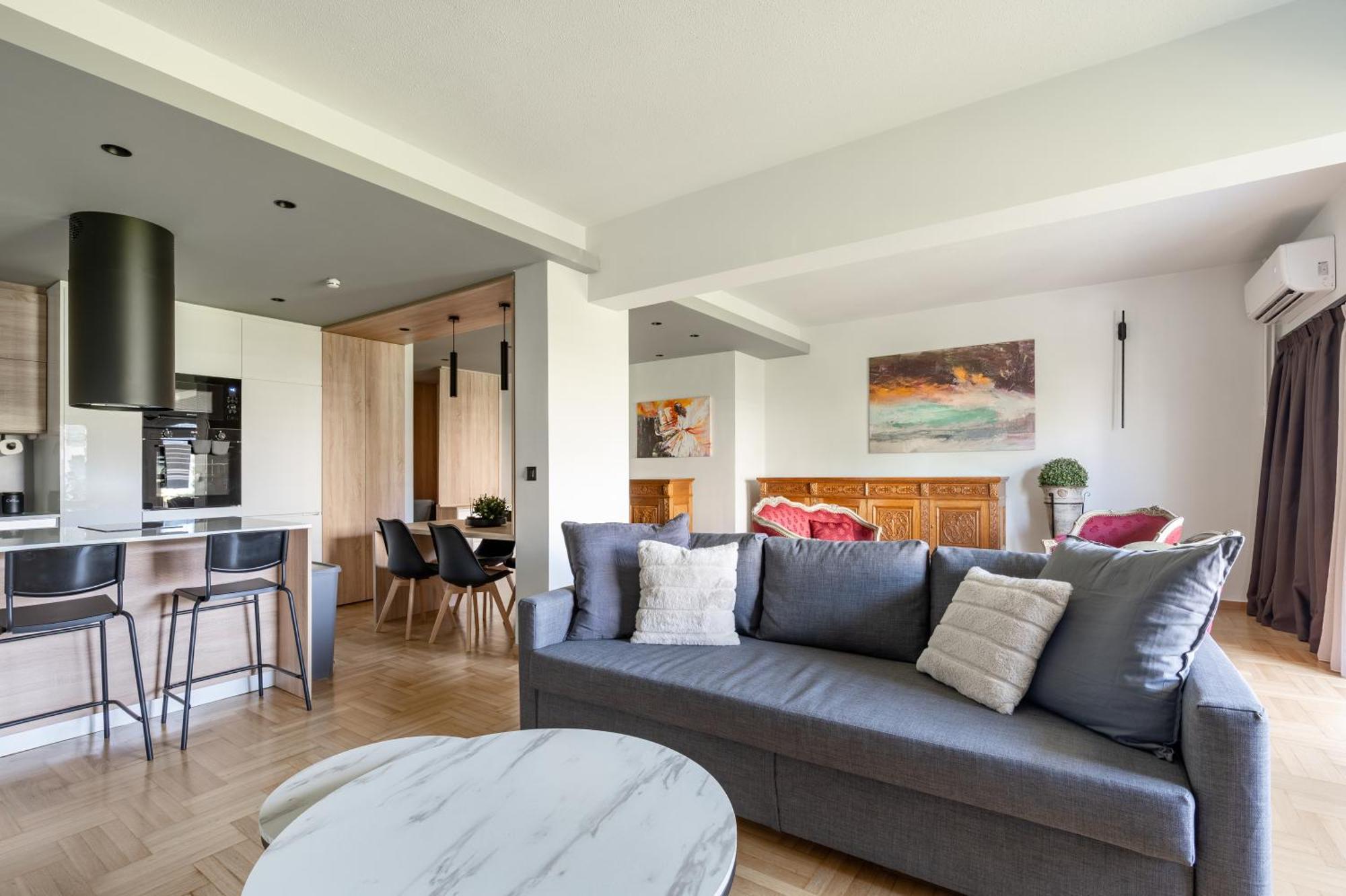 Apartamento Blue Lux 2br 2ba With Skyline View, Near Kolonaki