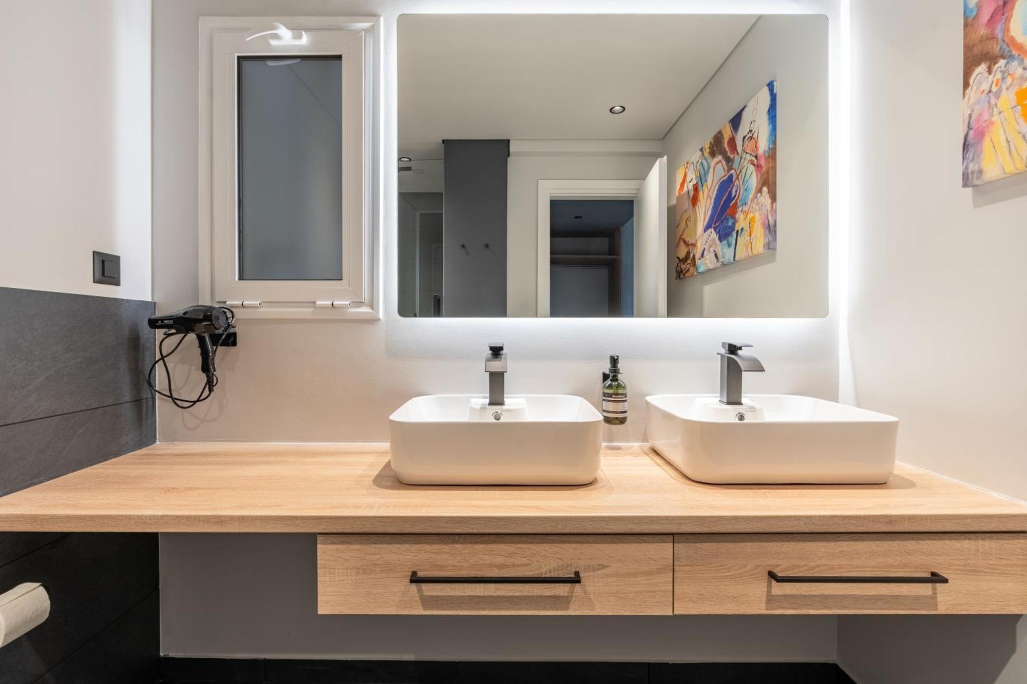 דירה Blue Lux 2br 2ba With Skyline View, Near Kolonaki אתונה