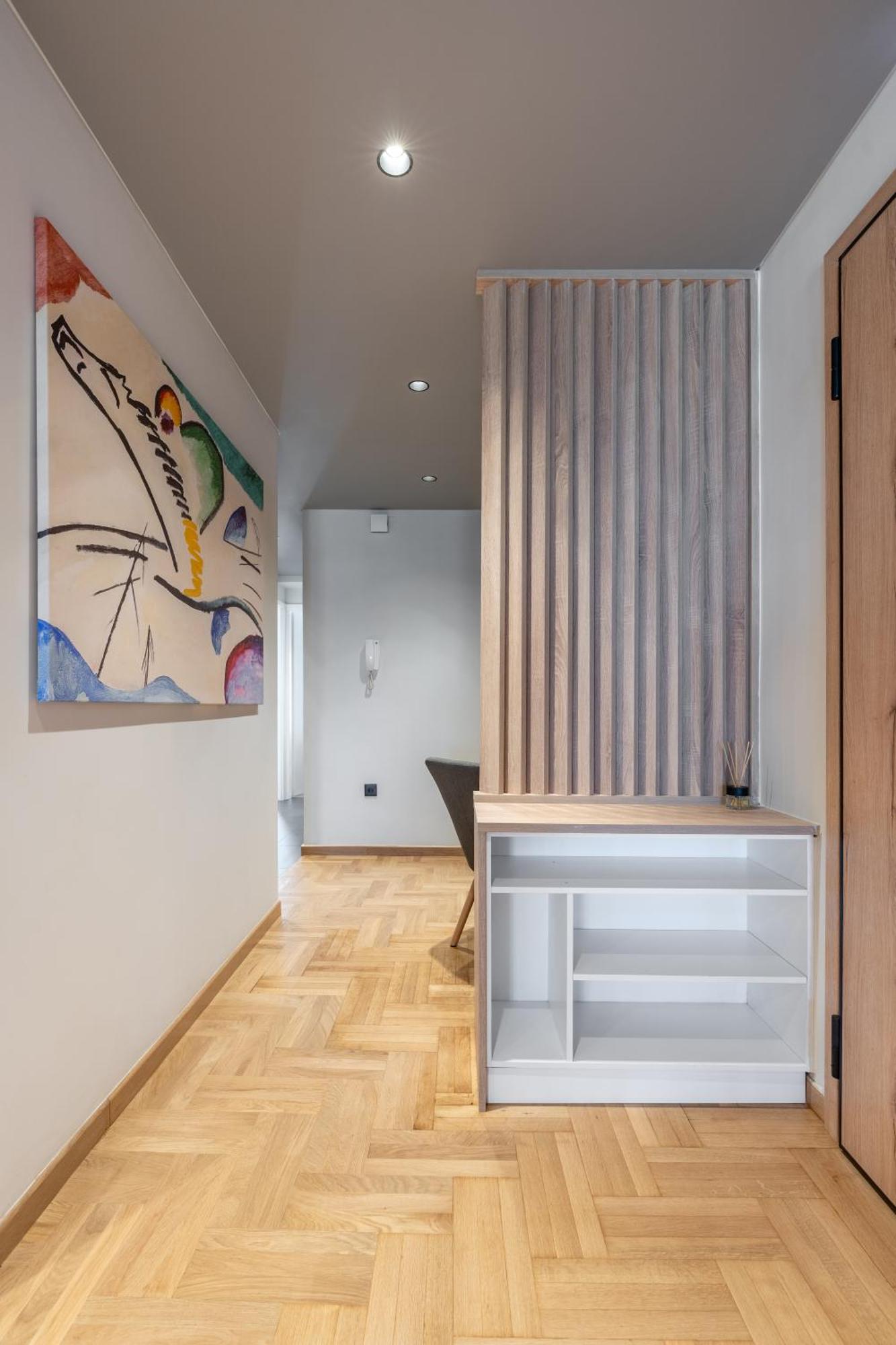 Blue Lux 2br 2ba With Skyline View, Near Kolonaki דירה *