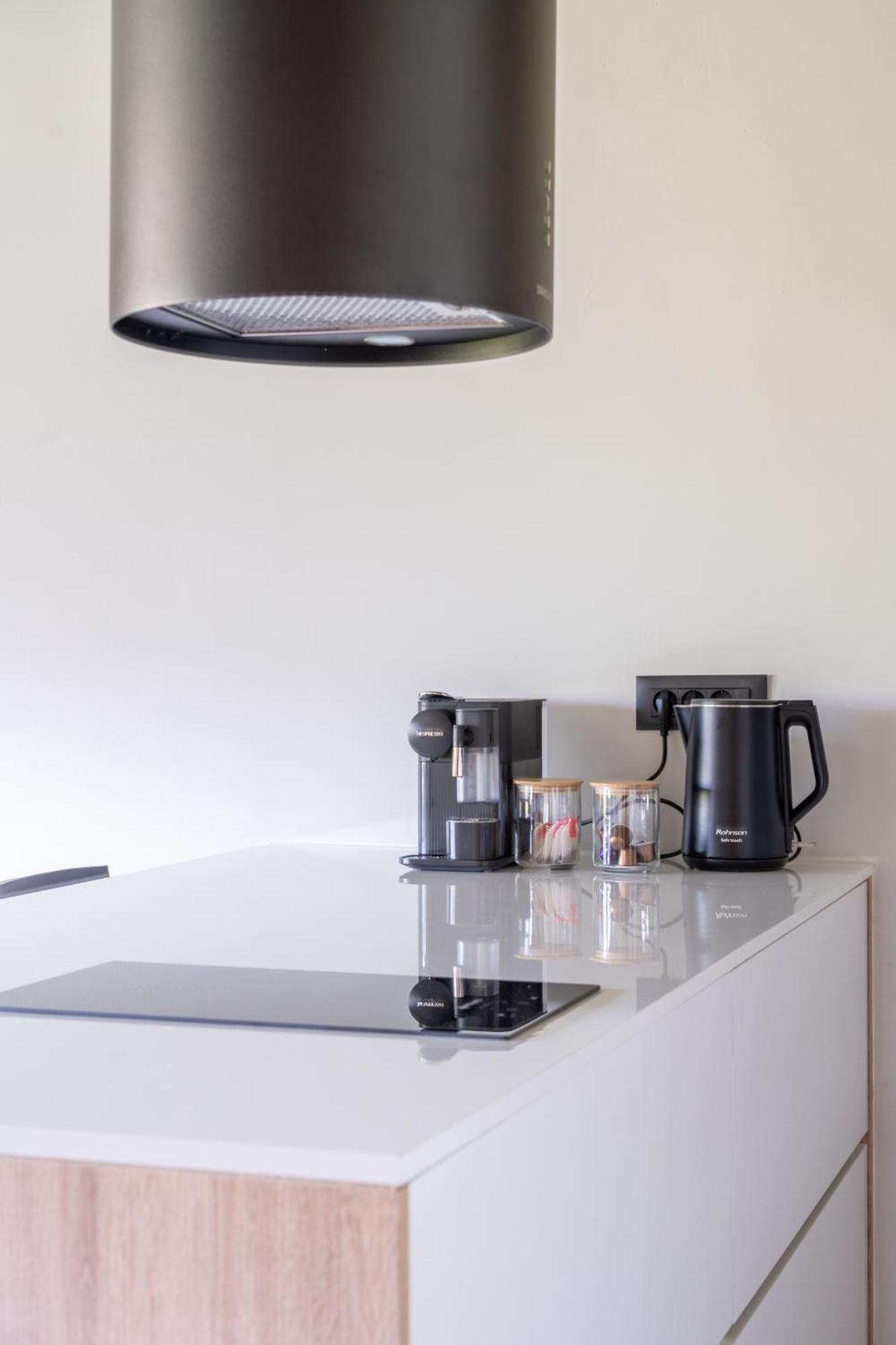 Blue Lux 2br 2ba With Skyline View, Near Kolonaki *